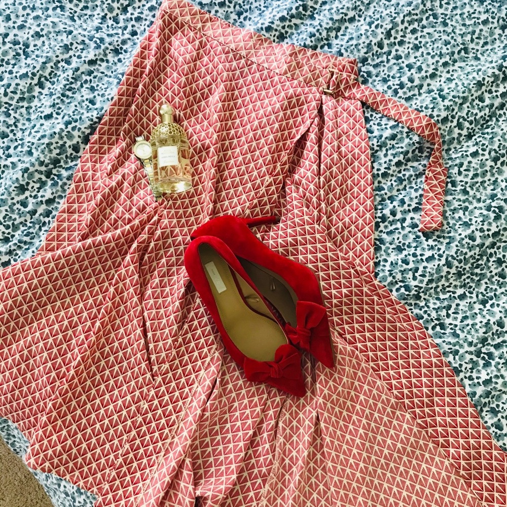Satin skirt